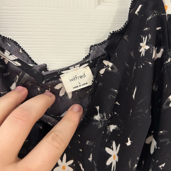 Wilfred Tank Spaghetti Strap Tank - Picture 2 of 4